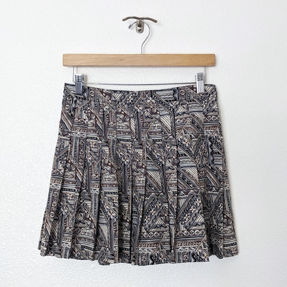 Vintage HanaSport High-waisted Pleated Mini Skirt - Picture 2 of 11